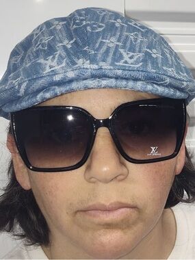 Louis Vuitton Black Sunglasses Arm with 'Made in Italy' Marking